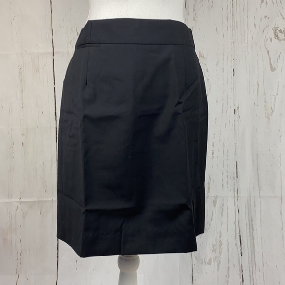 5 for $20 J. Crew skirt - Picture 1 of 7